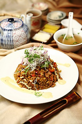 포토 JPG 그릇 접시 음식 채소 젓가락 밥 주전자 잔 사람없음 아웃포커스 장식 컵 숟가락 국 볶음밥 장국 일본음식 국내포토 식기 주방용품 촬영기법 수저 파일형식