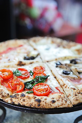 포토 JPG 음식 방울토마토 피자 서양음식 사람없음 아웃포커스 토핑 화덕피자 국내포토 토마토 패스트푸드 촬영기법 파일형식