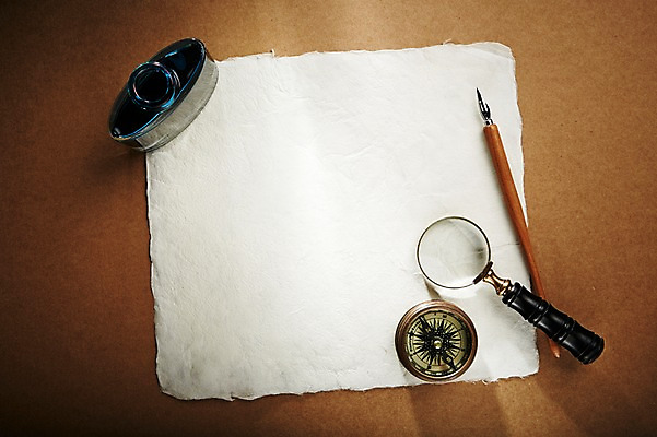 포토 JPG 스튜디오촬영 배너 종이 백그라운드 돋보기 잉크 안내 사각프레임 프레임 광고판 알림판 실내 틀 근접촬영 사람없음 필기구 펜 만년필 나침반 알림 오브젝트 잉크통 국내포토 뷰포인트 문구용품 통 내부 사각형 판 파일형식