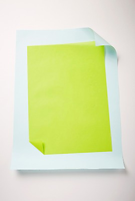 포토 JPG 스튜디오촬영 배너 종이 백그라운드 안내 사각프레임 프레임 광고판 알림판 실내 틀 근접촬영 사람없음 알림 오브젝트 색지 말린_둥글게 국내포토 뷰포인트 컨셉 내부 사각형 판 파일형식