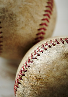 포토 JPG 스튜디오촬영 스포츠용품 스포츠 공 레저 실내 근접촬영 사람없음 아웃포커스 운동 야구 야구용품 도구 오브젝트 야구공 국내포토 뷰포인트 촬영기법 건강 내부 구기 파일형식