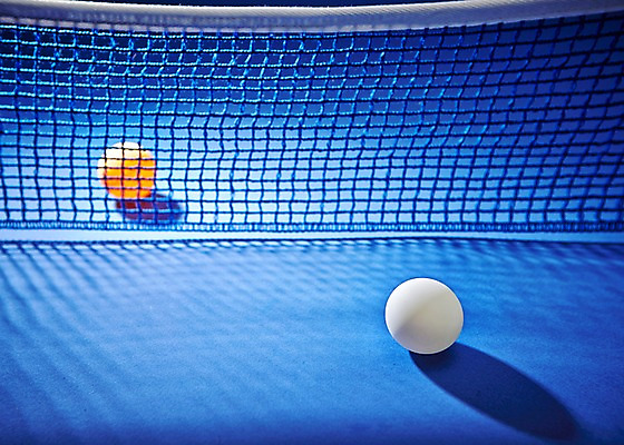 포토 JPG 스튜디오촬영 스포츠용품 스포츠 공 레저 실내 그림자 사람없음 아웃포커스 운동 도구 탁구용품 그물 네트 탁구 오브젝트 탁구공 탁구대 국내포토 촬영기법 건강 내부 구기 파일형식