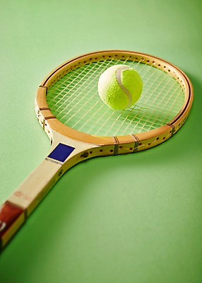 포토 JPG 스튜디오촬영 스포츠용품 스포츠 공 레저 실내 근접촬영 사람없음 운동 테니스 도구 라켓 테니스라켓 테니스용품 테니스공 오브젝트 국내포토 뷰포인트 건강 내부 구기 파일형식