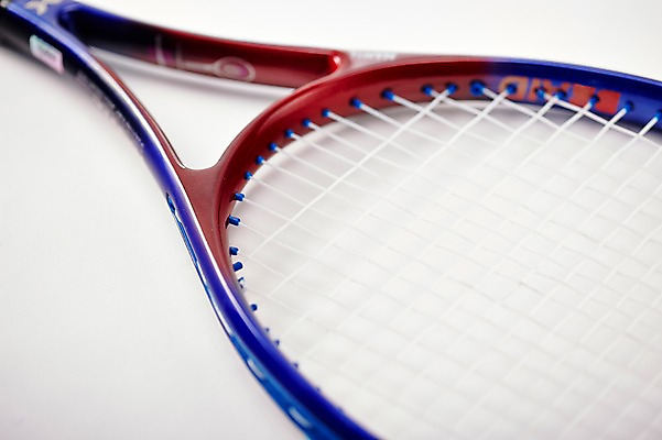 포토 JPG 스튜디오촬영 스포츠용품 스포츠 레저 실내 근접촬영 사람없음 아웃포커스 운동 테니스 도구 라켓 테니스라켓 테니스용품 배드민턴라켓 오브젝트 국내포토 뷰포인트 촬영기법 건강 내부 구기 파일형식