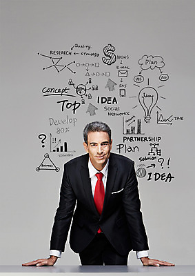 PSD 서양인 외국인 백인 편집 편집이미지 문자 남자 40대 중년 비즈니스 전구 탁자 포토일러 그래프 아이디어 합성일러스트 한명 서기 웃음 사람 정장 상반신 성인 타이포그라피 달러 기록 직장인 비즈니스맨 디지털합성 합성 남자만 남자한명만 성인남자만 성인한명만 성인남자한명만 중년만 중년남자만 중년남자한명만 성인만 이미지편집 직업 1 옷 가구 컨셉 돈 모션 표정 인종 파일형식