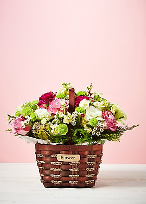 포토 JPG 스튜디오촬영 식물 꽃 백그라운드 꽃백그라운드 탁자 실내 선물 사람없음 컬러풀 바구니 꽃꽂이 꽃바구니 국내포토 컬러 가구 내부 원예 파일형식
