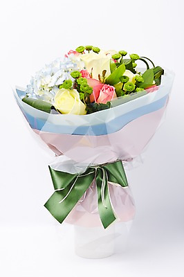 포토 JPG 스튜디오촬영 식물 꽃 리본 꽃다발 백그라운드 꽃백그라운드 실내 선물 사람없음 컬러풀 국내포토 컬러 내부 파일형식