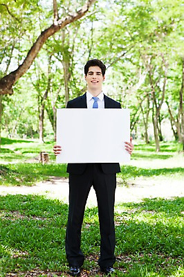 포토 JPG 주간 전신 서양인 외국인 나무 식물 해외기획촬영 배너 공원 남자 여유 2013년태국 비즈니스 사각프레임 광고판 한명 서기 웃음 들기 사람 정장 잔디 20대 성인 야외 앞모습 아웃포커스 비즈니스라이프 비즈니스맨 알림 상쾌 청년만 청년남자만 청년남자한명만 성인남자한명만 국내포토 자연요소 1 라이프스타일 옷 공공시설 감정 뷰포인트 모션 프레임 알림판 촬영기법 표정 인종 청년 사각형 직장인 판 남자만 남자한명만 성인남자만 성인만 파일형식