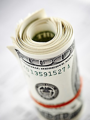 포토 JPG 스튜디오촬영 지폐 돈 비즈니스 실내 근접촬영 사람없음 아웃포커스 금융 경제 달러 사무용품 돈다발 오브젝트 말린_둥글게 국내포토 뷰포인트 컨셉 문구용품 촬영기법 내부 재산 파일형식