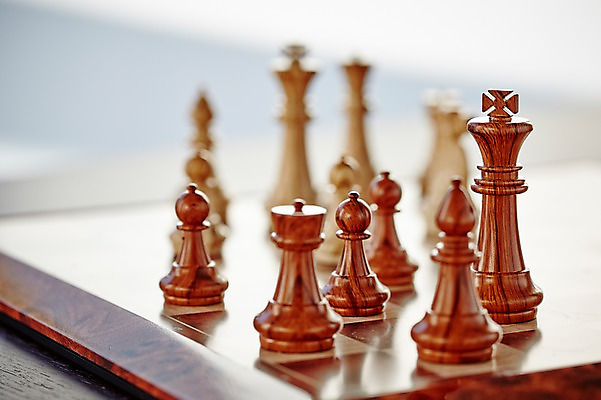 포토 JPG 스튜디오촬영 비즈니스 놀이 실내 근접촬영 사람없음 아웃포커스 사무용품 체스말 체스 오브젝트 체스판 국내포토 뷰포인트 문구용품 촬영기법 내부 말_게임 파일형식