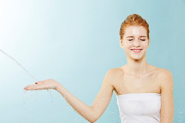 포토 JPG 스튜디오촬영 서양인 외국인 우먼라이프 여자 포즈 모션 실내 한명 웃음 사람 손짓 상반신 20대 성인 앞모습 물 뷰티 눈감음 봄 흐름 물방울 세수 매끈함 튜브탑 올림머리 튀는물 묶은머리 청년만 청년여자만 청년여자한명만 성인여자한명만 국내포토 자연요소 1 라이프스타일 헤어스타일 계절 뷰포인트 컨셉 상의 표정 인종 청년 내부 청결 감각 액체표현 스플래쉬 여자만 여자한명만 성인여자만 성인만 파일형식