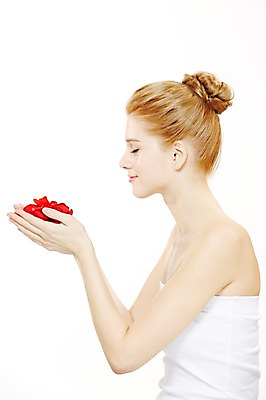 포토 JPG 스튜디오촬영 서양인 외국인 우먼라이프 여자 꽃잎 꽃 모션 실내 한명 들기 누끼 사람 상반신 20대 성인 옆모습 금발 뷰티 눈감음 매끈함 튜브탑 올림머리 묶은머리 청년만 청년여자만 청년여자한명만 성인여자한명만 국내포토 식물 1 라이프스타일 헤어스타일 뷰포인트 상의 인종 청년 내부 감각 여자만 여자한명만 성인여자만 성인만 파일형식