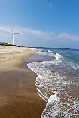 포토 JPG 해외이미지 농업 날개 비즈니스 건축양식 자연 바람 미래 덴마크 사람없음 탑 금속 힘 에너지 바퀴 칼날 그린에너지 풍력에너지 오브젝트 유기농 생태계 볼트 시스템 고정 긴장 방앗간 내일 바이오 생태학 전압 현재 비용 해외202004 해외포토 자연요소 건축물 웰빙 교육 건축 감정 산업 컨셉 재질 날씨 북유럽 경제 공구 파일형식 이미지허브