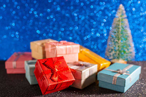 포토 JPG 해외이미지 나무 전통 디자인 계절 리본 백그라운드 크리스마스 겨울 휴가 새로움 선물 사람없음 장식 초록색 빛 상자 축제 장식볼 덮개 흰색 축하 소나무 12월 연도 마법 전나무 해외202004 해외포토 식물 기념일 컬러 컨셉 뚜껑 날짜 파일형식 이미지허브