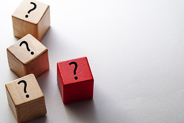 포토 JPG 해외이미지 1 교육 컨셉 아이디어 사람없음 목재 그래픽 빨간색 쪽지 블록 물음표 흰색 퀴즈 대표 질문 심볼 큐브 사인 검색 싱글 리더 개성 문제 해결 의문 의심 대답 조언 지원 특별함 헬프 혼란 카피스페이스 브레인스토밍 해외202004 해외포토 나무 기호 감정 컬러 재료 공백 도움 파일형식 이미지허브