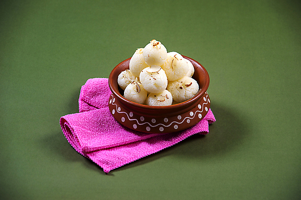 포토 JPG 해외이미지 디저트 사람없음 도자기 원형 사기그릇 냅킨 인도음식 해외포토 도형 그릇 음식 동양음식 파일형식 이미지허브