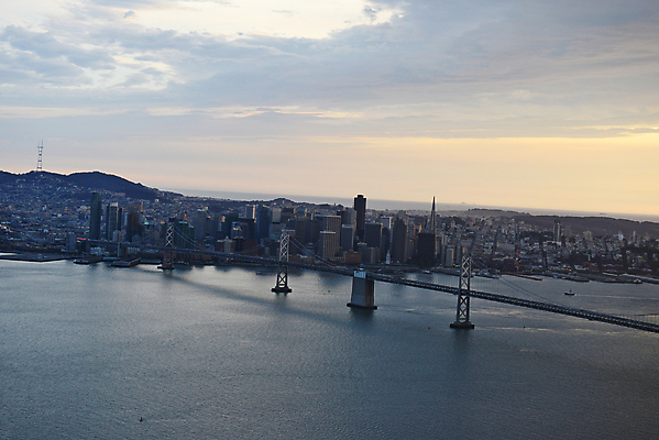 포토 JPG 해외이미지 바다 여행 건축양식 하늘 거리 안테나 파노라마 사람없음 야외 물 파란색 도시풍경 탑 미국 도시 만 도심 헬리콥터 캘리포니아 태평양 지역 스카이라인 해외202004 해외포토 자연요소 건축물 건축 컬러 북아메리카 통신 비행기 촬영기법 풍경 파일형식 이미지허브