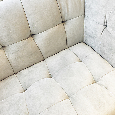 포토 JPG 해외이미지 가구 백그라운드 의자 휴식 사람없음 내부 장식 빛 인테리어 소파 유행 희망 흰색 직물 클래식 모서리 고급 우아함 매끈함 실크 묘사 정사각형 안락의자 부드러움 스타일 세련 벨벳 안락 해외202004 해외포토 도형 디자인 감정 컬러 생활용품 컨셉 감각 파일형식 이미지허브