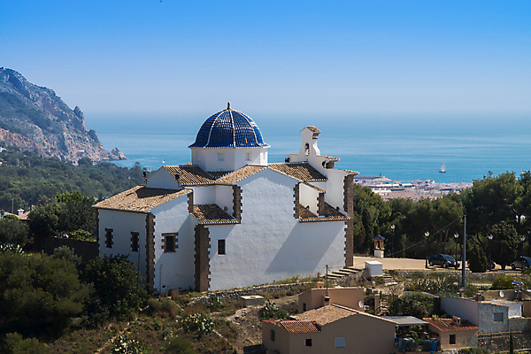포토 JPG 해외이미지 전통 유럽 바다 여행 하늘 휴가 풍경 사람없음 건물 물 여름 파란색 빛 태양 교회 여행객 이탈리아 스페인 지중해 그리스 남쪽 해외202004 해외포토 자연요소 건축물 계절 나라 컬러 종교건축 사람 방향 파일형식 이미지허브