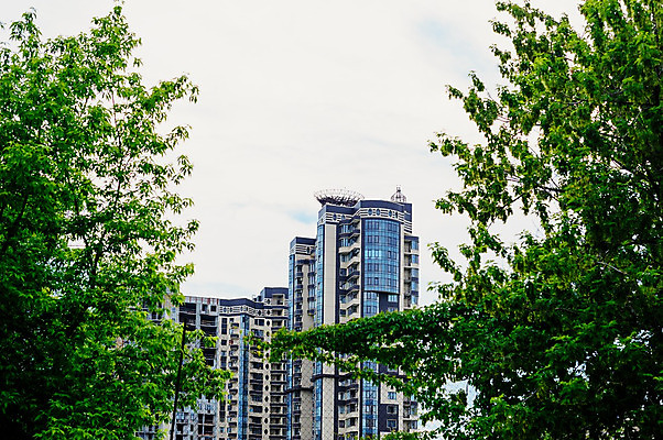 포토 JPG 해외이미지 공원 여행 비즈니스 건축양식 하늘 아파트 주택 풍경 사람없음 건물 초록색 도시풍경 사무실 탑 고층빌딩 블록 흰색 도시 재산 중앙 상승 지역 타운 동쪽 해외202004 해외포토 건축물 공공시설 건축 컬러 컨셉 빌딩 금융 방향 파일형식 이미지허브