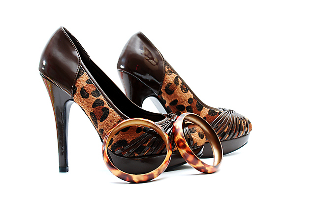 포토 JPG 해외이미지 디자인 커플 드레스 옷 여자 구두 결혼 백그라운드 신발 2 새로움 사람없음 빨간색 갈색 파티 유행 걷기 검은색 흰색 축하 쌍 화려 우아함 샌들 가죽 오브젝트 고립 양발 스타일 해외202004 해외포토 컬러 컨셉 관계 모션 사람 이벤트 파일형식 이미지허브