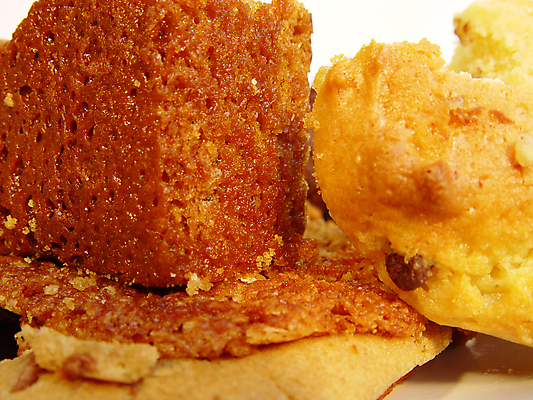 포토 JPG 해외이미지 음식 사람없음 쿠키 케이크 굽기 먹기 질감 깨짐 부스러기 해외202004 해외포토 컨셉 모션 디저트 구이 파일형식 이미지허브