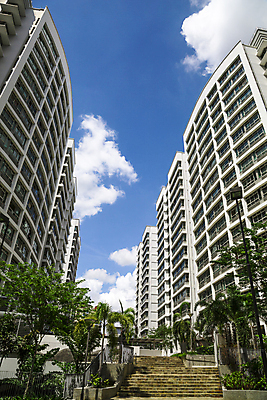 포토 JPG 해외이미지 외관 공원 건축양식 하늘 부동산 새로움 아파트 주택 사람없음 건물 세로 초록색 파란색 계단 고층빌딩 블록 도시 재산 큼 상승 롤 콘도 지역 타운 리빙 이웃 싱가폴 대여 대출 개발 스타일 해외202004 해외포토 건축물 공공시설 건축 아시아 컬러 컨셉 숙소 빌딩 금융 크기 파일형식 이미지허브