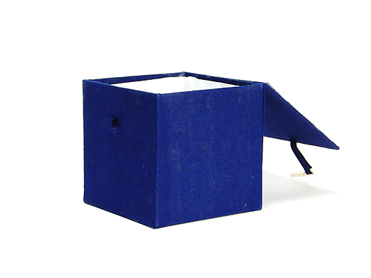 포토 JPG 해외이미지 종이 포장 사람없음 파란색 상자 오픈 컨테이너 큐브 섬유 고립 해외202004 해외포토 산업 컬러 직물 파일형식 이미지허브