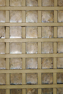 포토 JPG 해외이미지 디자인 아시아 백그라운드 패턴 창문 조개 동양인 사람없음 목재 수확 골동품 껍질 판넬 지역 옛날 판유리 해외202004 해외포토 나무 나라 무늬 농업 재료 유리 어패류 인종 파일형식 이미지허브