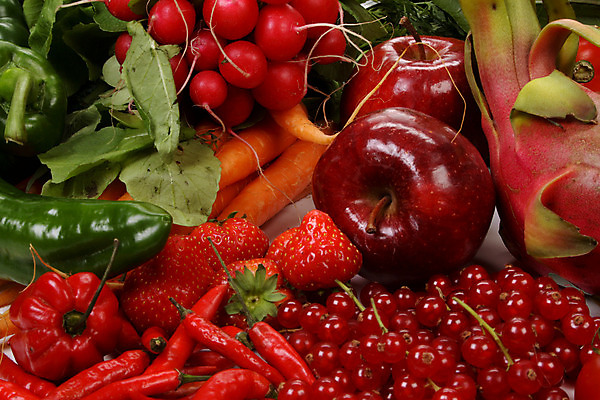 포토 JPG 해외이미지 열매 음식 채소 과일 고추 딸기 파프리카 건강 요리 사람없음 당근 추위 흰색 신선 사과 날것 총각무 해외202004 해외포토 식물 컬러 뿌리채소 무 파일형식 이미지허브