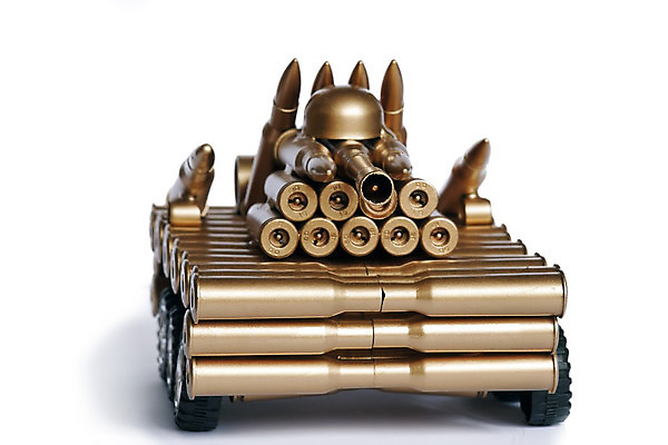 포토 JPG 해외이미지 모델 취미 사람없음 장난감 총 껍질 유머 수집 오브젝트 호기심 군용 탱크 마차 육군 특별함 해외202004 해외포토 감정 무기 교통수단 컨셉 군대 파일형식 이미지허브