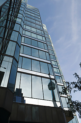 포토 JPG 해외이미지 모양 외관 선 벽 비즈니스 건축양식 부분 창문 유리 하늘 프레임 사람없음 건물 금융 파란색 사무실 반사 탑 성장 도시 재산 큼 각도 개발 철강 부족함 해외202004 해외포토 건축물 건축 컬러 컨셉 재질 경제 크기 파일형식 이미지허브