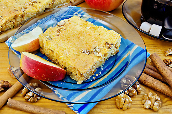 포토 JPG 해외이미지 접시 음식 조각 백그라운드 과일 부분 탁자 디저트 실내 건강 사람없음 목재 컵 가로 빨간색 파란색 갈색 케이크 추위 껍질 시골 직물 대접 신선 황금 달콤 맛 사과 설탕 자르기 향신료 상쾌 냅킨 호두 숙성 시나몬 타르트 페스츄리 해외202004 해외포토 나무 식기 감정 빵 컬러 가구 컨셉 재료 모션 내부 견과류 파이_빵 향미료 파일형식 이미지허브