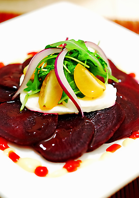 포토 JPG 해외이미지 음식 토마토 채소 양파 치즈 사람없음 빨간색 초록색 빛 샐러드 로켓 신선 맛 향기 메인요리 비트 식초 채식주의자 해외202004 해외포토 컬러 컨셉 유제품 채식 냄새 파일형식 이미지허브