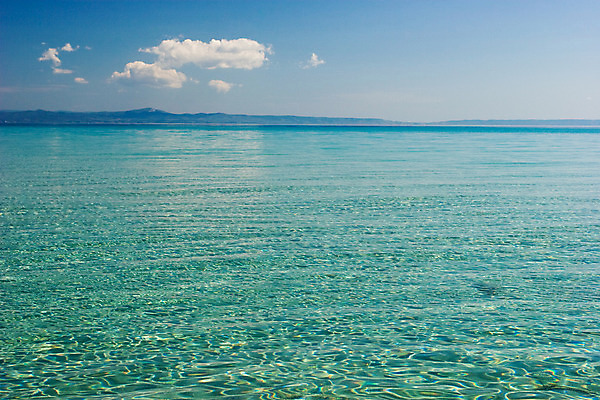 포토 JPG 해외이미지 구름 바다 섬 여행 백그라운드 자연 조류 하늘 휴가 풍경 사람없음 야외 초록색 물 여름 햇빛 바위 만 투명 서핑 가장자리 지중해 그리스 터키석 해외202004 해외포토 자연요소 동물 계절 유럽 컬러 태양 돌_바위 수상스포츠 둘레 보석 생태계 파일형식 이미지허브