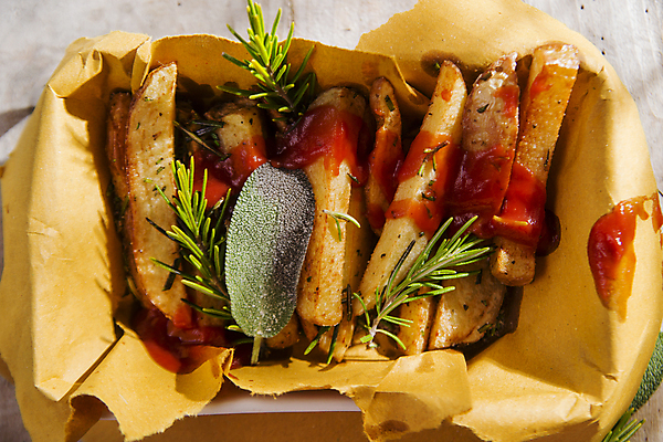 포토 JPG 해외이미지 실내 사람없음 감자튀김 로즈메리 해외202004 해외포토 감자 내부 튀김 허브 파일형식 이미지허브