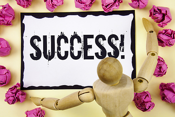 포토 JPG 해외이미지 직업 행복 회사 비즈니스 사업가 응원 성공 협력 노동자 아이디어 사람없음 금융 꿈 도전 성장 축하 우승 대표 만족 경영자 기회 개발 경영 골 승자 염원 지원 필승 콜라보레이션 해외202004 해외포토 감정 컨셉 경제 최고 리더 파일형식 이미지허브