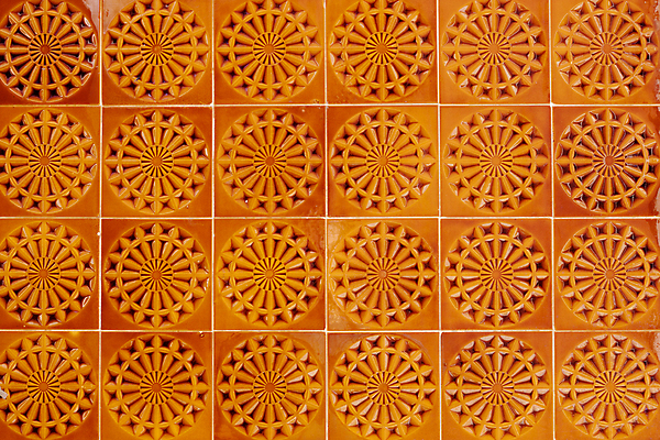 포토 JPG 해외이미지 디자인 벽 백그라운드 패턴 오렌지 건축양식 표면 추상 주택 미술 사람없음 내부 장식 컬러풀 수확 골동품 도자기 포르투갈 타일 묘사 질감 정사각형 모자이크 옛날 스타일 해외202004 해외포토 도형 건축 유럽 컬러 무늬 농업 과일 문화예술 건물 파일형식 이미지허브