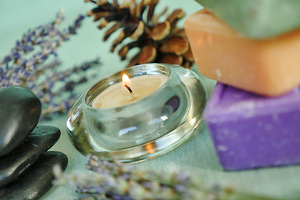 포토 JPG 해외이미지 꽃 백그라운드 신체 과일 자연 건강 사람없음 장식 위생용품 컬러풀 쌓기 상점 보라색 스파 목욕 화장품 거품 프랑스 흰색 신선 바 시장 맛 빨래 허브 순수 올리브 향기 아로마 비누 모음 내추럴 프랑스어 고립 돌봄 마르세유 위생관리 특별함 프로방스 핸드메이드 많음 해외202004 해외포토 식물 문자 열매 유럽 컬러 생활용품 컨셉 가사 모션 관리 뷰티 청결 생태계 냄새 파일형식 이미지허브