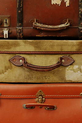 포토 JPG 해외이미지 여행 휴가 사람없음 여행가방 수확 골동품 짐 향수 수하물 해외202004 해외포토 농업 가방 화장품 파일형식 이미지허브