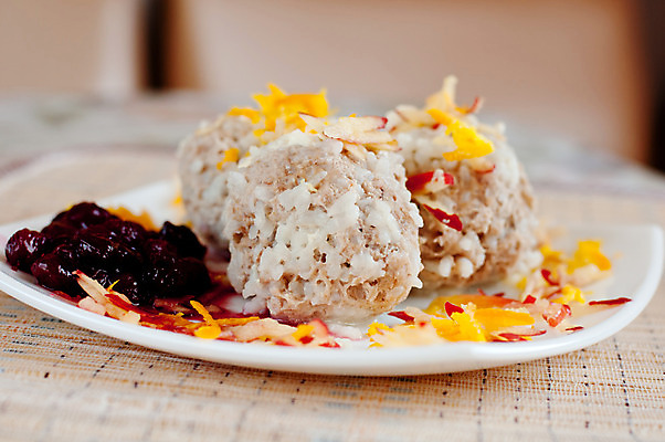 포토 JPG 해외이미지 전통 접시 음식 다이어트 공 탁자 밥 건강 육류 돼지고기 사람없음 식사 저녁식사 치킨 소고기 흰색 신선 뜨거움 원형 미트볼 먹기 크림 레시피 점심식사 크랜베리 핸드메이드 해외202004 해외포토 도형 식기 열매 컬러 가구 식재료 모션 닭고기요리 파일형식 이미지허브