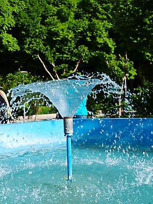 포토 JPG 해외이미지 공원 무지개 건축양식 추상 사람없음 물 파란색 빛 봄 젖음 흐름 물방울 연못 도시 개울 떨어짐 분수 스타일 해외202004 해외포토 자연요소 계절 공공시설 건축 컬러 컨셉 무늬 강 파일형식 이미지허브