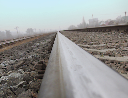 포토 JPG 해외이미지 산업 선 백그라운드 교통시설 하늘 사람없음 야외 가로 회색 안개 파편 각도 장면 볼트 선로 철강 수평선 해외202004 해외포토 컬러 교통 날씨 공구 시설 파일형식 이미지허브