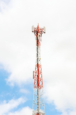 포토 JPG 해외이미지 구름 파도 통신 하늘 모바일 세포 안테나 사람없음 파란색 스마트폰 글로벌 탑 금속 텔레비전 장비 인공위성 네트워크 역 연결 무선전화기 전화기 라디오 신호 방송 전염 송신기 셀룰러 해외202004 해외포토 자연요소 건축물 바다 컬러 교통시설 재질 전자제품 핸드폰 스마트기기 질병 감염 파일형식 이미지허브