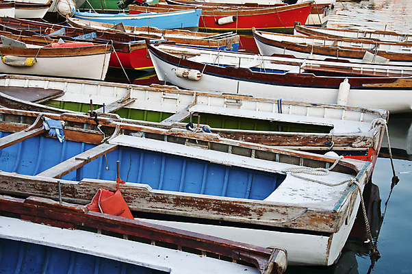 포토 JPG 해외이미지 바다 요트 자연 항해 사람없음 물 컬러풀 보트 함선 탐색 네비게이션 뱃놀이 해외202004 해외포토 자연요소 컬러 배_교통 전통놀이 생태계 파일형식 이미지허브