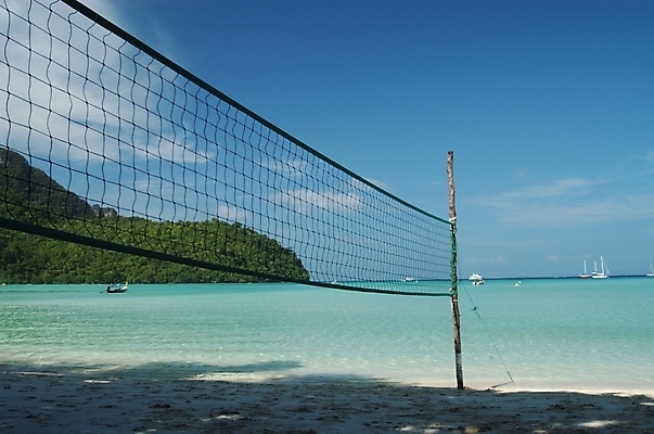 포토 JPG 주간 구름 사계절 계절 모래 스포츠용품 바다 스포츠시설 자연 하늘 해변 야외 여름 레포츠 모래사장 네트 비치볼 휴양지 배구장 국내포토 자연요소 스포츠 공 레저 바캉스용품 장소 오브젝트 시설 생태계 파일형식