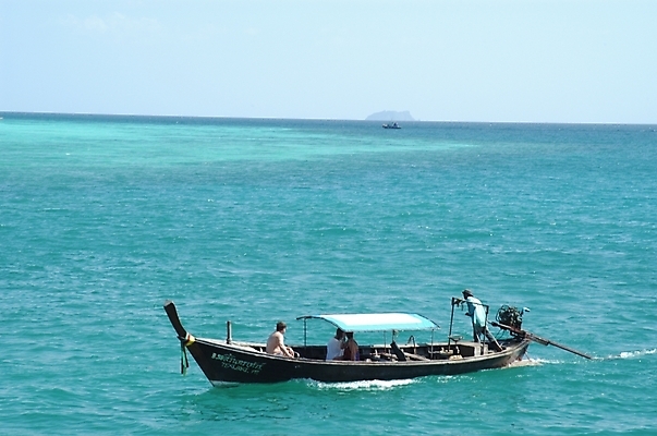 포토 JPG 주간 아시아 바다 교통 수상교통 하늘 사람 야외 수상버스 선박 국내포토 자연요소 나라 교통수단 버스 파일형식