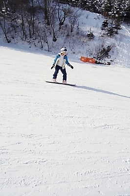 포토 JPG 주간 웰빙 남자 스포츠 겨울 레저 겨울스포츠 스키장 한명 사람 20대 성인 야외 레포츠 눈 스노우보드 보드 용평 용평스키장 남자만 남자한명만 성인남자만 청년만 청년남자만 청년남자한명만 성인한명만 성인남자한명만 성인만 국내포토 자연요소 1 계절 날씨 청년 보드_스포츠 평창 파일형식