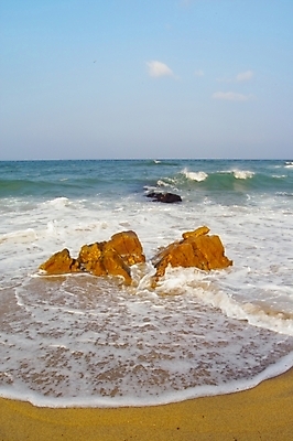포토 JPG 주간 구름 파도 바다 백그라운드 겨울 자연 하늘 풍경 해변 사람없음 야외 동해 정동진 국내포토 자연요소 계절 한국 생태계 강릉 파일형식