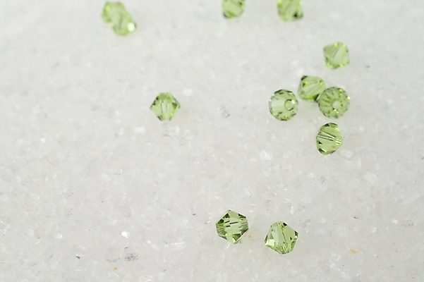 포토 JPG 옷 백그라운드 목걸이 장신구 미술 사람없음 장식 크리스탈 비즈 비즈공예 국내포토 문화예술 광석 공예 파일형식